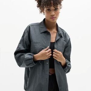 ATHLETA Lunar Shine Snap Front Ajustabe Hem